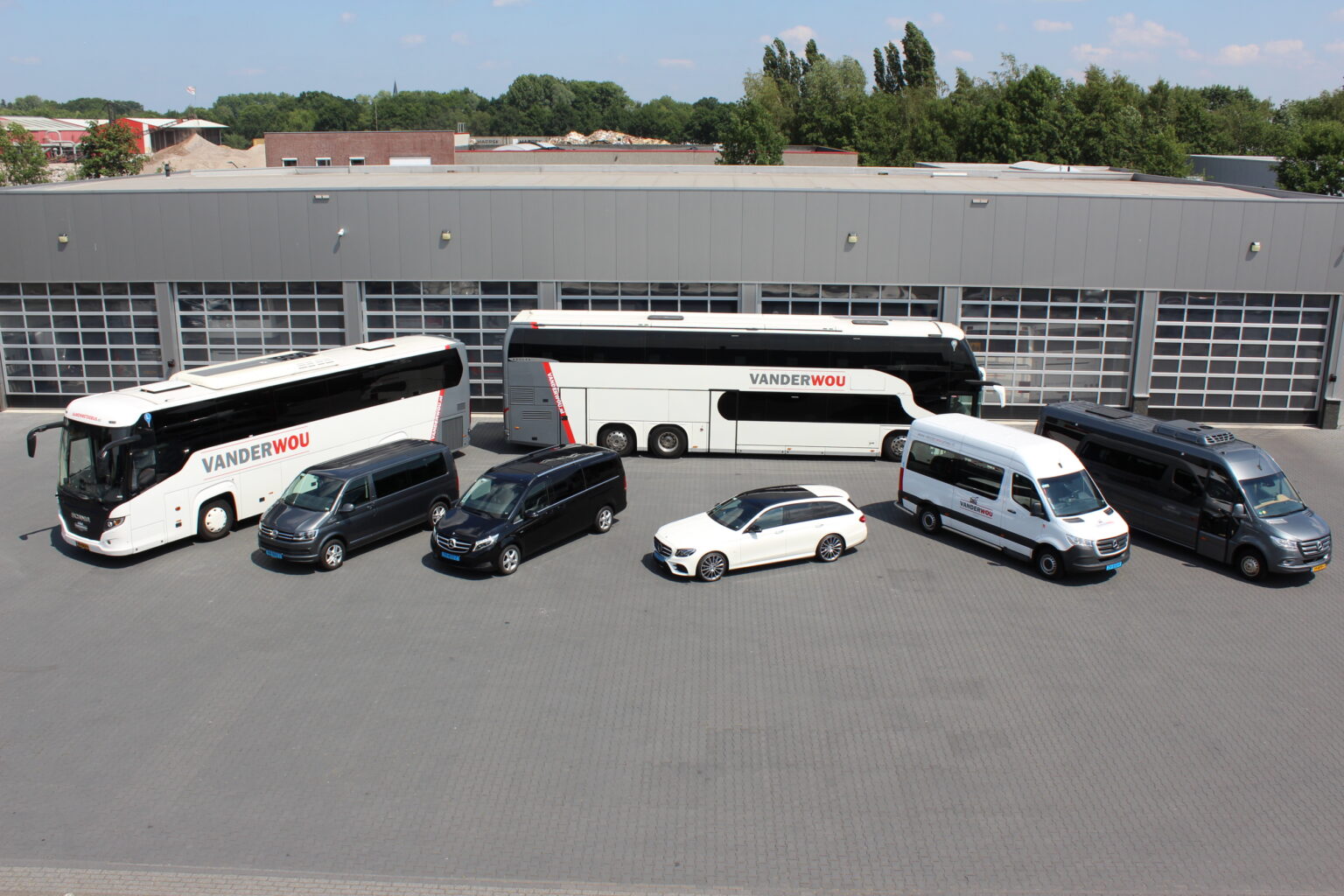 Historie Over Vanderwou Groep Taxi Touringcar Werkplaats